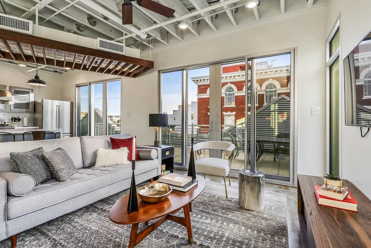 Two-Bedroom, Two-Bath Penthouse Apt In Warehouse Dist. New Orleans Exterior foto